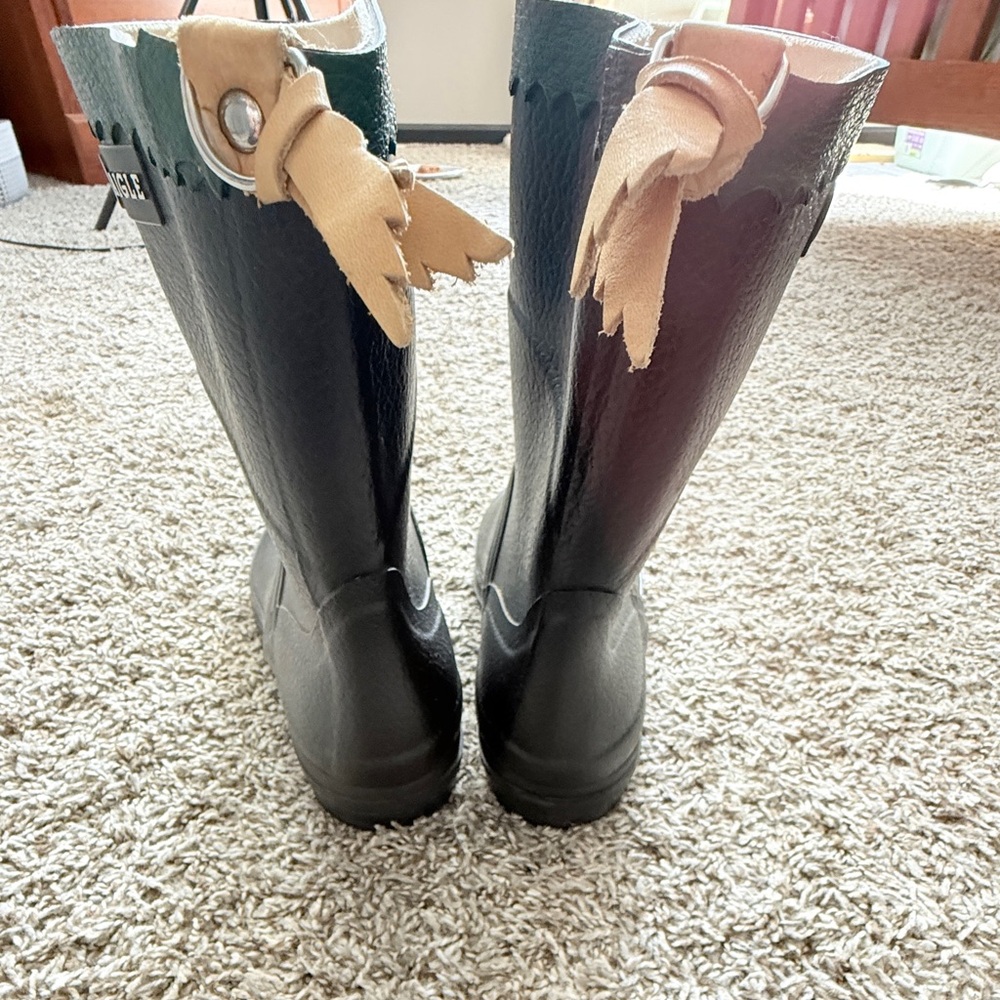 Aigle Black and Green Winter Rain Boots - Picture 3 of 5